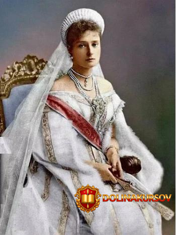 umnye-ljudi-aleksandra-fedorovna-drama-poslednej-imperatricy-nikita-brusilovskij.466306.jpg